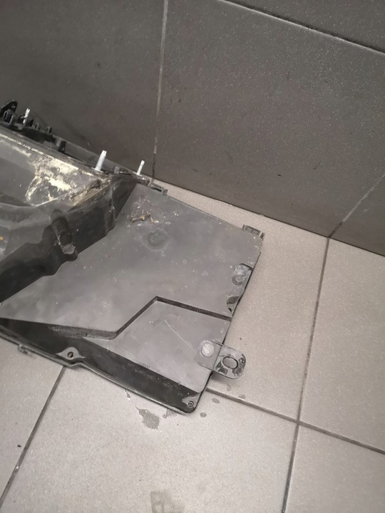 фото №10, Корпус блоків управління audi a8 d2 eu 4d1937128e