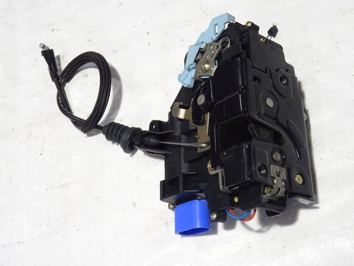 фото №3, Замок дверь перед переднее правый skoda octavia ii 2