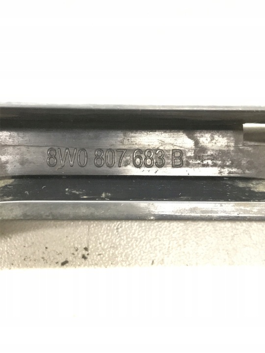 фото №11, Решітка бампера засіб нижній audi a4 b9 8w0807683b