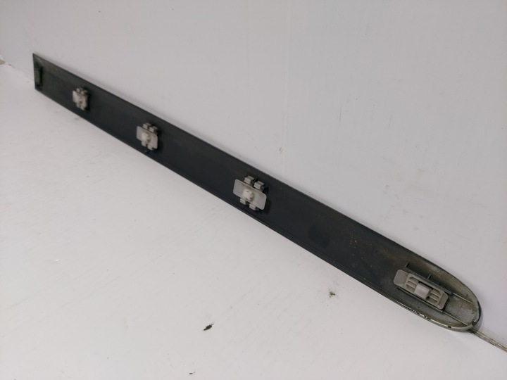 фото №9, Mercedes-benz оригінальний номер a6396900262 планка захисна двері