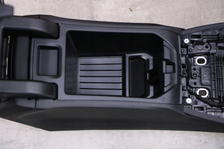 фото №13, Bmw x3 g01 lci туннель средний подлокотник кожа синий szew европа