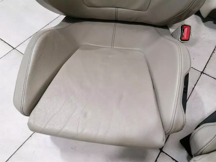 фото №9, Aston martin db9 купе seat 7g43-60009afw interior lhd