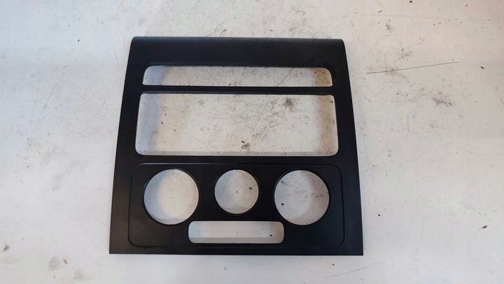 фото №1, Защита рамка воздуховод радио volkswagen 1t0858071e 1t0858071h