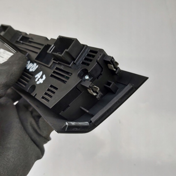 фото №9, Audi a7 панель воздуховод кондиционера 4g0820043h uk gb