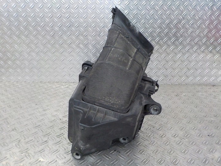 фото №5, Jeep grand cherokee wk2 корпус фильтра воздуха