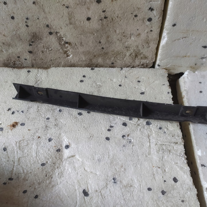 фото №8, Ползун бампера зад audi a4 b7 avant 8e9807989