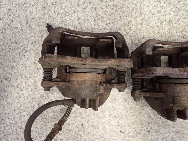 фото №6, Space star 1.3 98-05 супорт переднє лівий lub праві