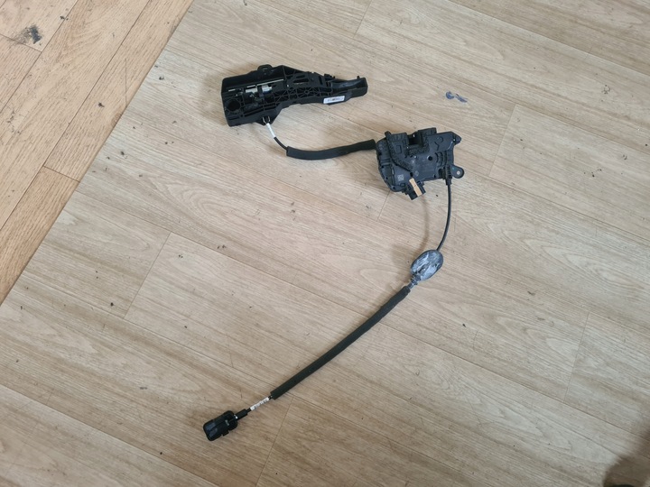 фото №1, Замок дверь правые перед renault captur i