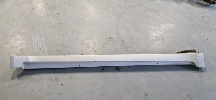 фото №1, Порог накладка пороговая планка правая toyota avensis t27