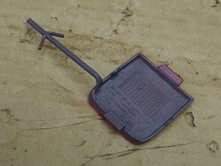 фото №12, Skoda kodiaq заглушка бампера фаркоп зад 565807441a