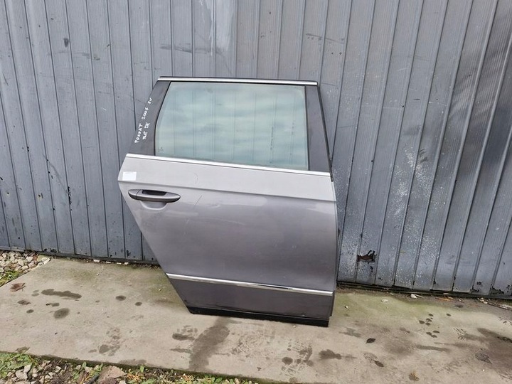 фото №1, Volkswagen passat b6 универсал дверь правые зад правые задние