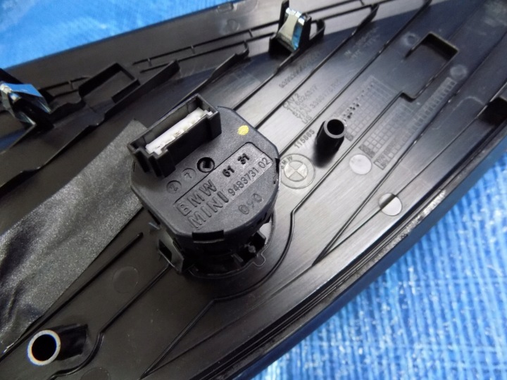 фото №6, Защита заглушка консоли правая bmw x5 g05 45e 20r
