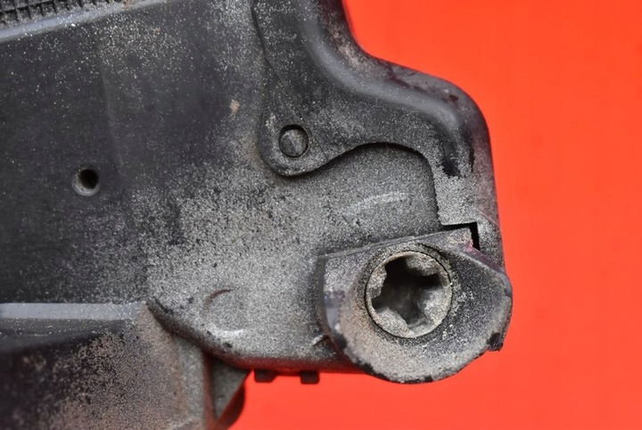 фото №8, Замок дверь левый перед переднее eu toyota avensis t25 02-06