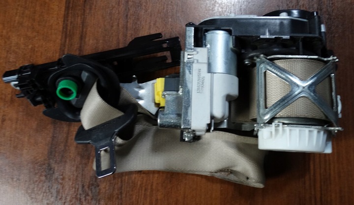 фото №3, Pas натягувач перед праві mercedes w166 ml gl gls 1