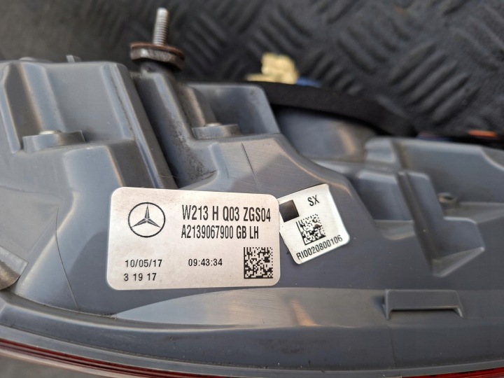 фото №9, Фара зад левое задняя левая a2139067900 mercedes e w213 sedan