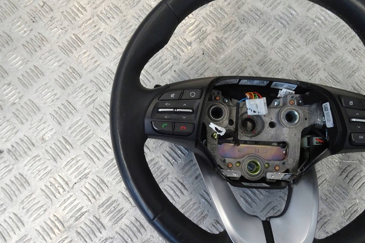 фото №6, Hyundai i30 iii руль кожаный мультифункция автомат лепестки 2017-