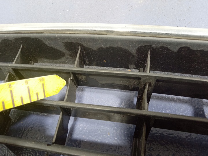 фото №7, Audi a6 s6 c5 4.2 решётка бампера перед 4b3807647