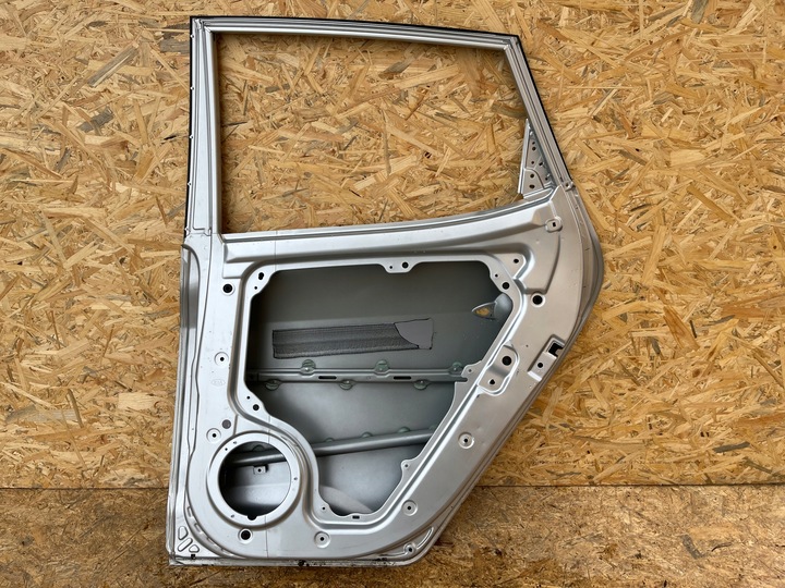 фото №11, Hyundai ix20 ix-20 10- дверь задние зад правые