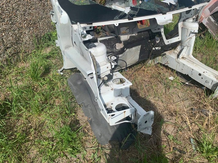 фото №1, Renault trafic ii vivaro a правая четверть лонжерон фартук порог 2006-2014