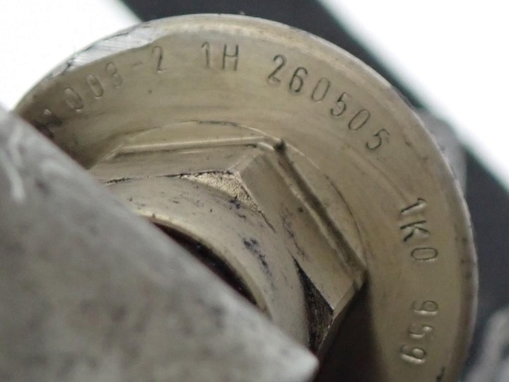 фото №12, Шланг шланг трубка кондиціонера 1k0820741q vw golf v plus + 1.4 fsi bln 05r