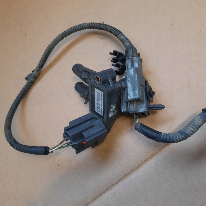 фото №5, Land rover оригинальный номер fw935l200aa датчик давления выхлопных газов