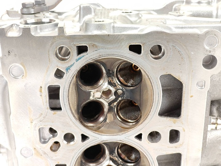 фото №14, Bmw u06 u11 u10 f70 1.5 b38a15p b38n головка вал впускний  випускний 1019173