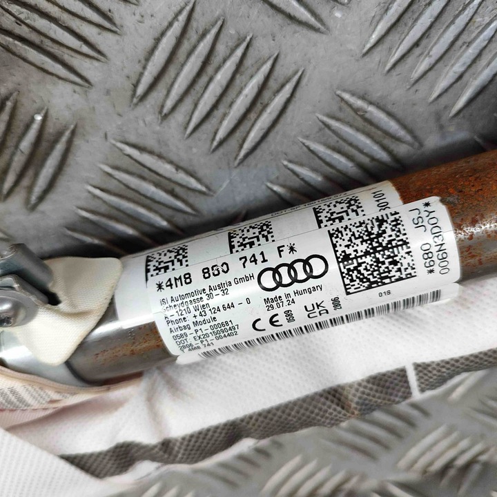 фото №8, Шторка ліва audi q8 4mn 4m8880741f 31870740 3.0l 210kw 2024