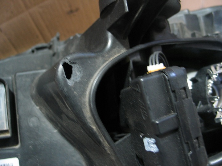 фото №15, Лампа перед ксенон vw amarok 2h3941032 європа