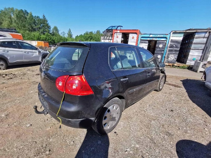 фото №8, Volkswagen golf коробка предохранителей 2007 1.6l 017181301 0-1718130-1