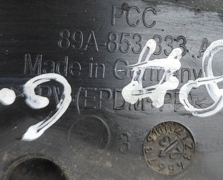 фото №6, Audi q4 sportback e-tron 2023 левая сторона брызговики задние