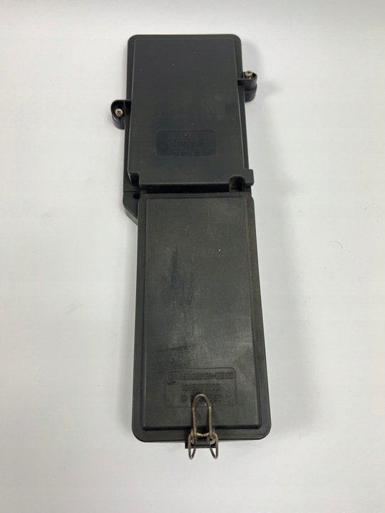 фото №1, Кришка кришка коробка запобіжників mercedes r129 sl w124 1245400182