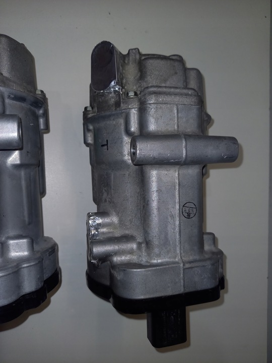 фото №10, Toyota lexus гибрид компрессор компрессор малый пробег