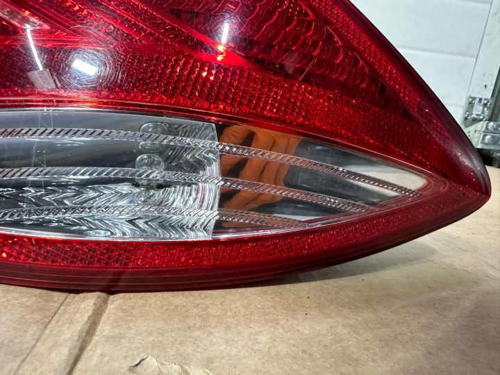 фото №8, Фара правое зад, правая задняя, mercedes cl w216, c216, 6.3 amg, дорестайлинг
