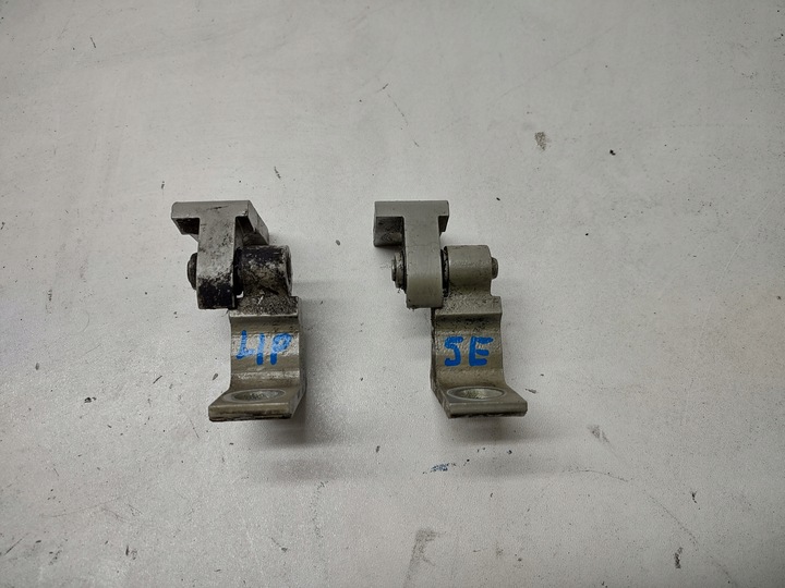 фото №1, Петля петли дверь skoda octavia iii 5e левая переднее lf9h оригинал