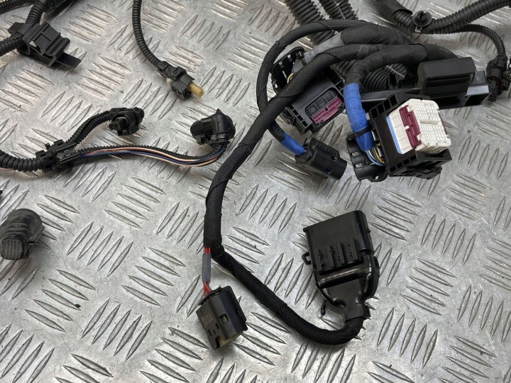 фото №8, Bmw (oem) 8490464 3' g20 g21 джгут установка двигуна