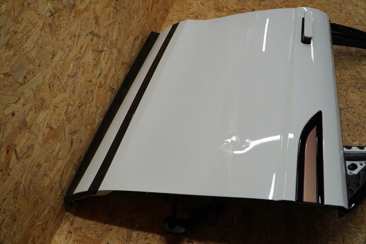 фото №13, Дверь правый перед стекло ручка планка evoque ii r-dynamic l551 22r