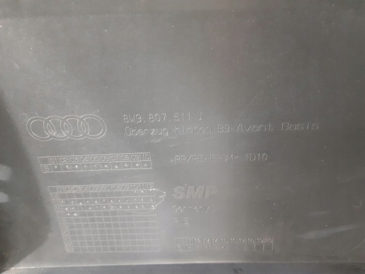 фото №8, Audi a4 b9 универсал бампер задний 8w9807511j