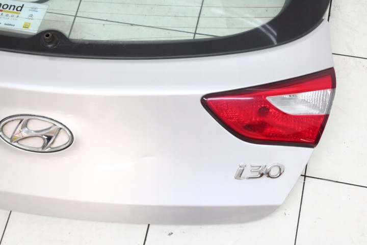 фото №8, Hyundai i30 ii hb 11r- крышка багажника зад задняя rah