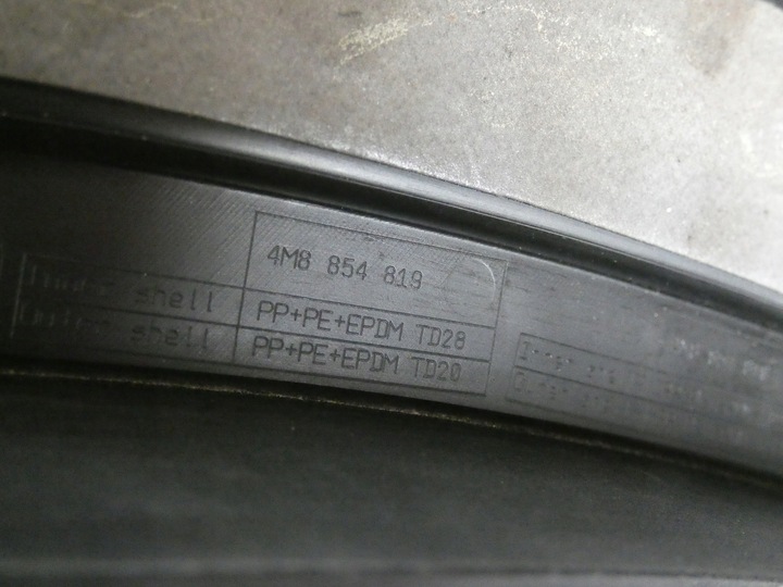 фото №10, Планка na дверь левая audi q-8 зад 189.