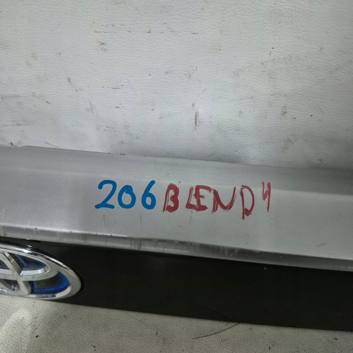 фото №12, Toyota rav4 v 5 18-26 накладка молдинг накладка кришки зад