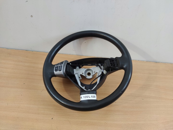 фото №1, Suzuki swift 05-08 рік оригінальна кермо шкіра