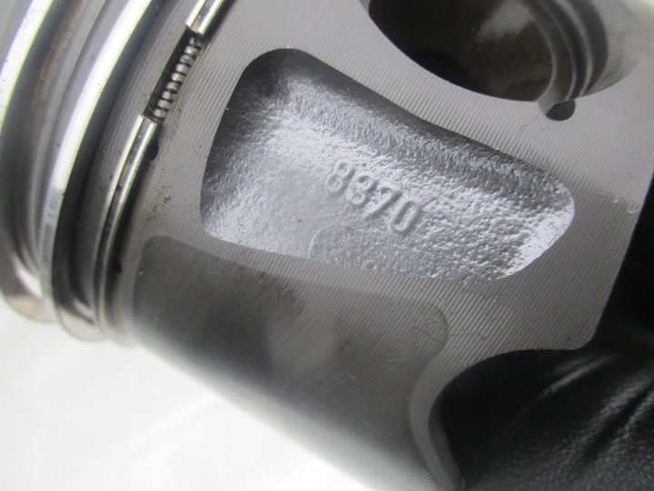 фото №9, Поршень mercedes gl x164 ml w164 w166 w212 w221 vito w639 sprinter 906 3.0 cdi