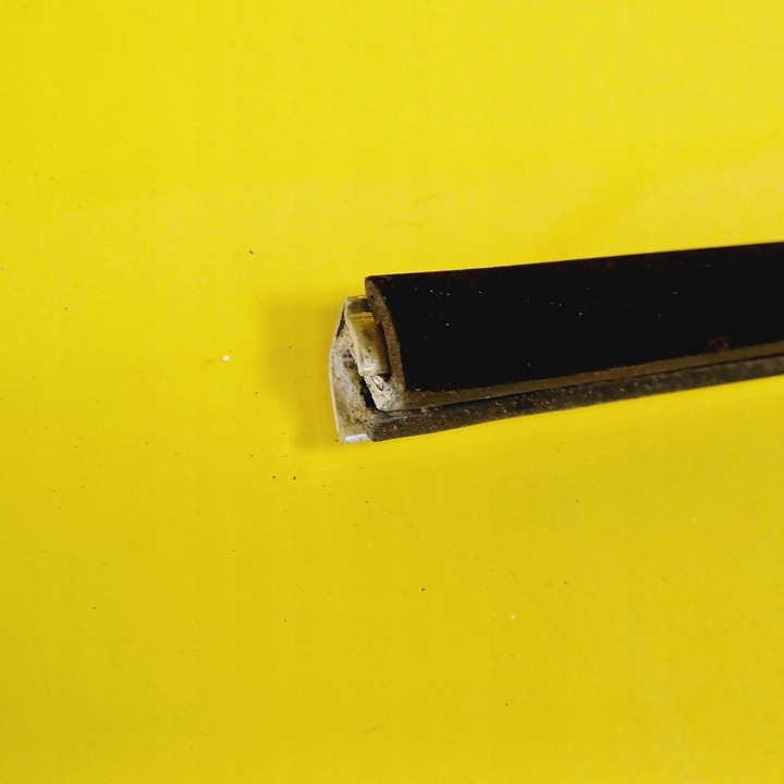 фото №9, Планка накладка хром правый перед bmw 3 e46 универсал nr279