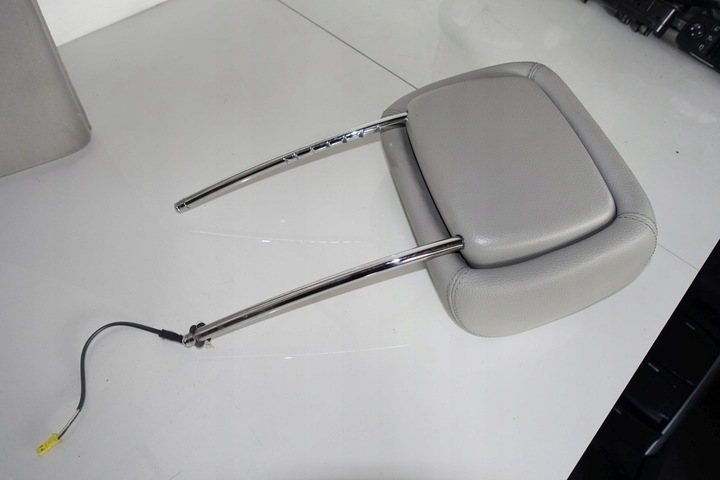 фото №6, Mercedes w164 ml w251 підголівник активний перед переднє gl x164