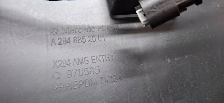 фото №16, Mercedes eqe 43 amg 24- бампер зад задній pdc