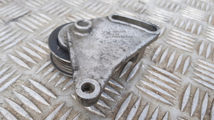 фото №2, A4 b5 1.8 ролик натягувач ремінь 058260511