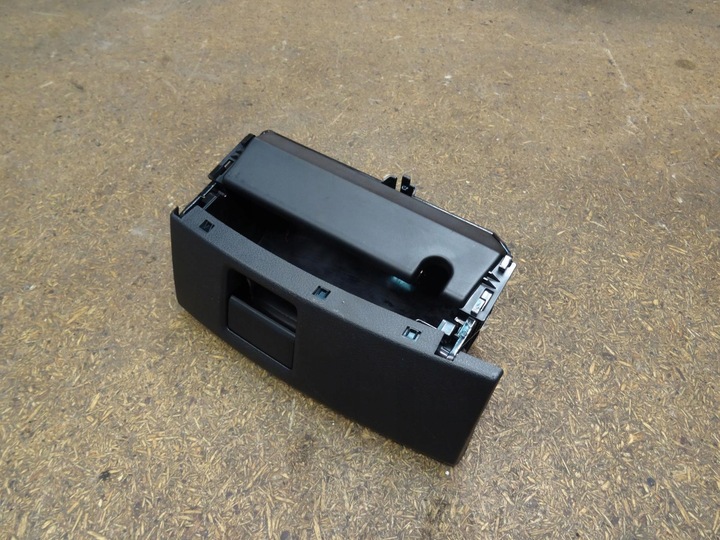 фото №10, Audi a3 8v 12-18 полиця бардачок сидіння праві перед переднє 8v0881578