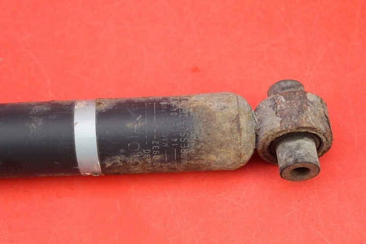 фото №3, Амортизатор лівий зад 4853002a30 toyota auris ii 1.6 valvematic 132 km 5d hb