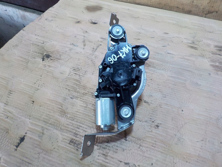 фото №3, Fiesta mk7fl vii 1.2b двигунчик двірники багаж.