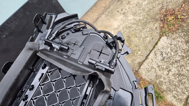 фото №12, Решётка радиатор решётка радиатора mercedes e-klasa w214 22- a2148804501 led amg камера